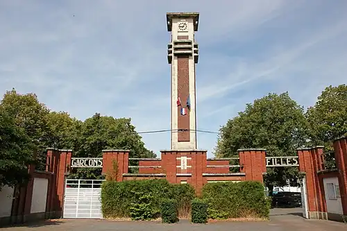 Школа Пьер-Лефевр в стиле арт-деко