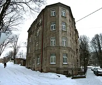 Дом № 3 k-1, угол ул. Темпля