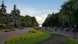 участок между Красной площадью и Елецкой улицейна заднем плане Екатерининская церковь