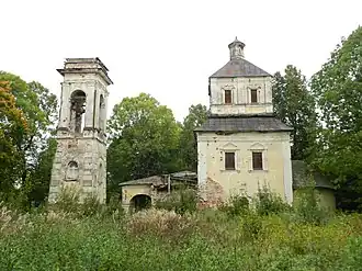 Общий вид храма и колокольни