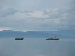 Суда в озере Хубсугул