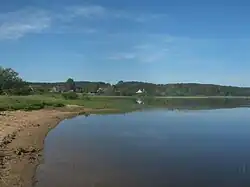 Берег озера Яссы