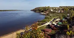 У берега Волги