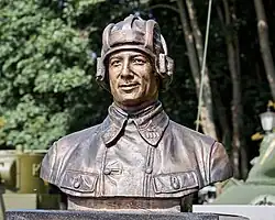 бюст дважды героя М. Е. Катукова (скульптор Андрей Следков)