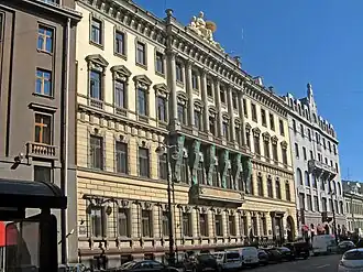 Дом страхового общества «Россия» (Большая Морская улица, 37), в котором располагалось Общество