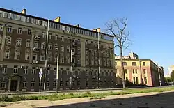 Вазаский переулок, вид на перекрёсток с Лисичанской улицей