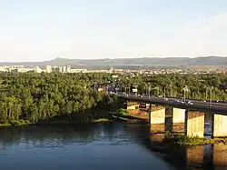 Вид на Татышев с левого берега Енисея