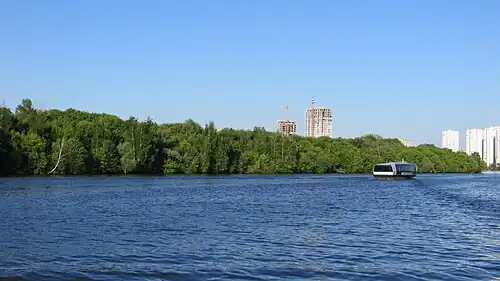 Восточная часть острова, вид с причала «Меловой»