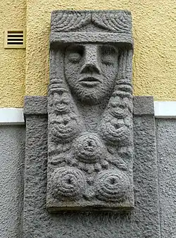 Маскарон  на доме Пиетинена