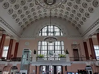 Интерьер вестибюля в 2023 году