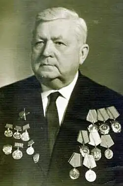 Памятник В. М. Юдину на Новодевичьем кладбище