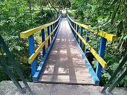 Подвесной мост через реку Серет