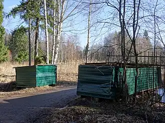 Глухие ворота после обрушения