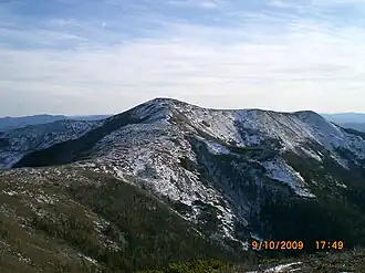 Вид на Лысую с г. Медвежья