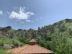 Пещеры в Горисе