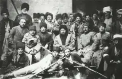 Нажмудин Гоцинский со сторонниками. 1918 год. Темир-Хан-Шура.