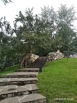 Грот «Бельведер» после реставрации (фото — август 2024)