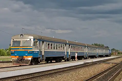 Дизель-поезд локомотивной тяги ДДБ1