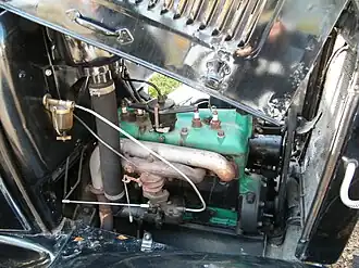 ГАЗ-АА, двигатель, правая сторона