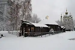 Деревянное строение. Зима 2012 г.