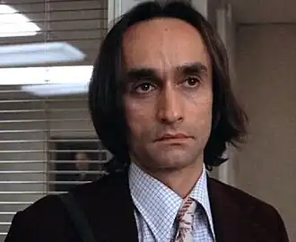 Джон Казале в роли Сэла  (кадр из фильма «Собачий полдень», 1975)