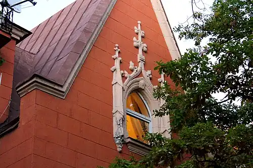 Внешнее обрамление окон (2015)