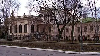 Фасад дома купца Шатрова.