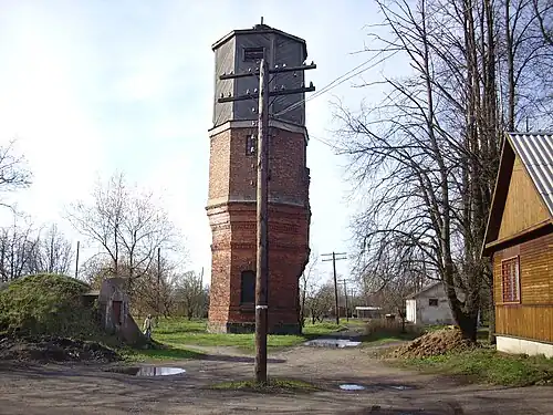 Водонапорная башня и ледник, 2016 год