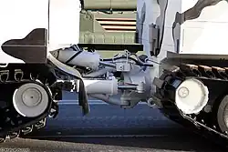 Сочленение звеньев вездехода с карданной передачей крутящего момента на второе звено на примере «Тор-М2ДТ»