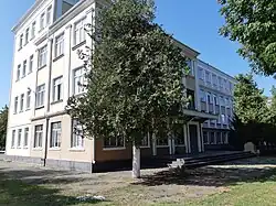 Здание 21-й школы-интерната, где учился Герой Советского Союза Н. Л. Юдин. Советская, 241