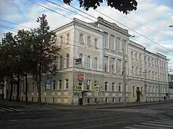 Здание бывшей земской управы на Крестовой улице