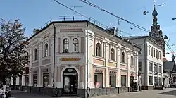 Торговое здание (№ 7)