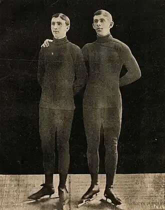 Братья Василий и Платон (слева) Ипполитовы (фото 1914 года)