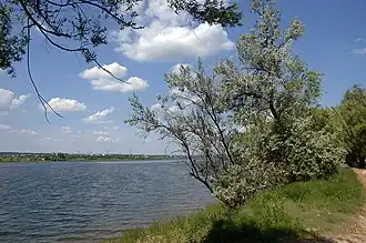 Водохранилище в июне 2009 года