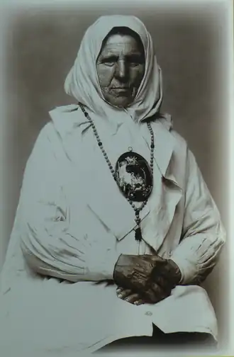 Матрона-босоножка, до 1911,  Карл Булла (или фотограф его мастерской).