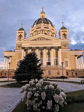 Новый кафедральный собор Рождества Христова в Челябинске