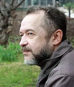 Михаил Коковихин в саду