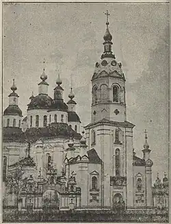 Колокольня Успенской церкви в Лютенках