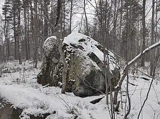 Новинский камень