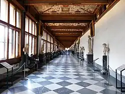 Коридор галереи