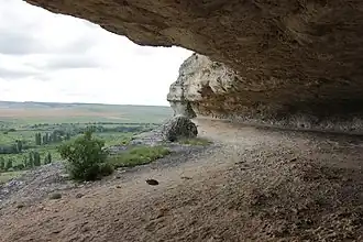 Стоянка неандертальцев в Красной балке (урочище на Белой скале под Белогорском)