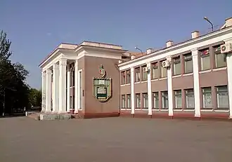 Криворожский городской театр кукол во Дворце культуры «Саксагань» (бывшем ДК рудоуправления им. Ф. Э. Дзержинского)