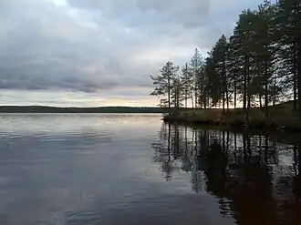 Вид с восточного берега