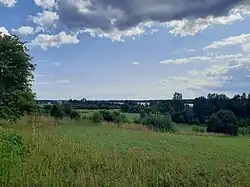 Ландшафт острова Кижи. Вдали виднеется церковь Преображения Господня