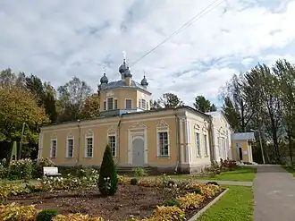 Антониево-Леохновский монастырь в деревне