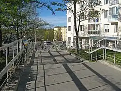 Пешеходная часть улицы