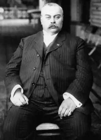 Артур Давидович, внук