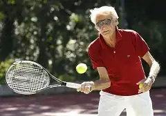 Лорн Мейн в 2012 году