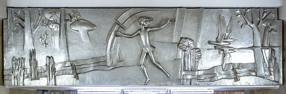 Панно над лестницей