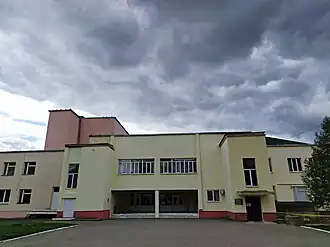 Центральный штаб агрокомбината Мир на улице Центральной, 3 в агрогородке Мир